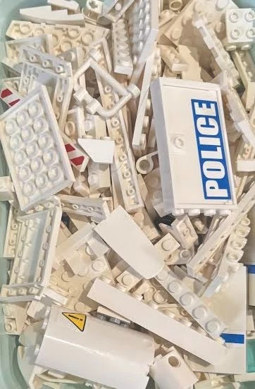 LEGO piezas lote a granel comprar 500+ = ¡MINIFIGURA GRATIS! Foto 1 de 1