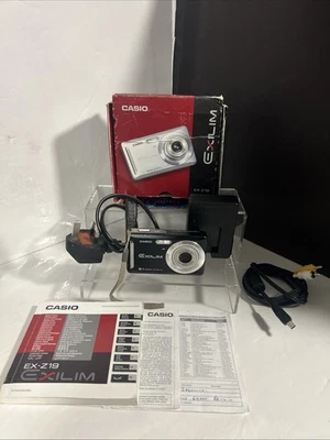 Casio Exilim EX-Z19 9.1MP Digital Camera Black  - Used Fully Working - Image 1 of 4