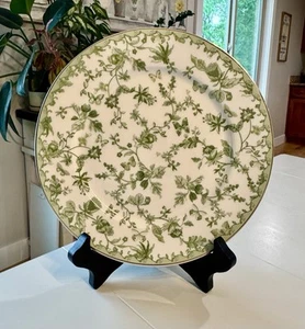 Grace Teaware Set Of 4 Fine Porcelain Salad Plates Green Garden 8” NEW - Picture 1 of 5
