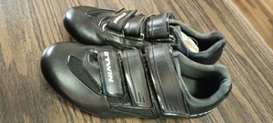 BTWIN cycling Shoes US Size 4.5. Great Condition Pre-owned. - Picture 1 of 4