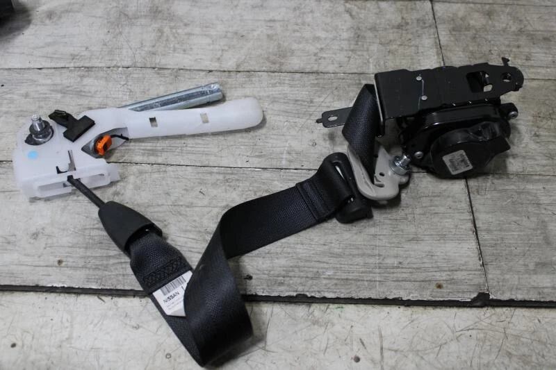2020-2022 Nissan Sentra Front Right Passenger Seat Belt Retractor Black Oem Foto 1 de 1