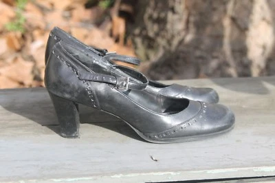 Black 1990s mary janes Etienne Aigner heels size 7.5 M - Image 1 of 4