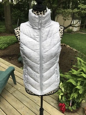 So Puffer Vest Gray Print Full Zipper Pockets Size XS New Outdoors New B2 - Image 1 of 4