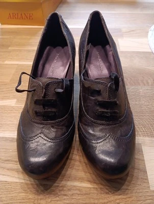 Damenschuh - Bild 1 von 4