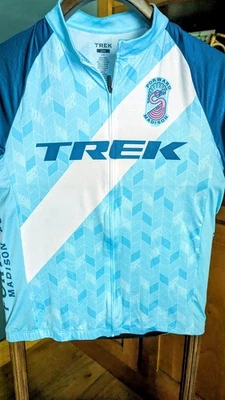 Camiseta deportiva de ciclismo Trek para hombre grande delantera Madison fútbol Wisconsin ciclismo  Foto 1 de 4