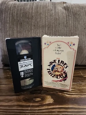 THE NINE LIVES OF FRITZ THE CAT-(VHS-1974)WARNER BROTHERS VIDEO-RARE-  - Image 1 of 4