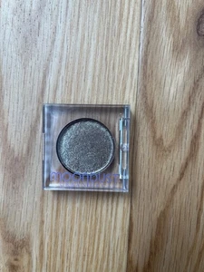 Urban Decay Moondust shadow Lithium-NEW W/O BOX - Picture 1 of 3