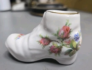 ROYAL ALBERT OLD COUNTRY MUSCHIO ROSE STIVALE PORTAGIOIE PIATTO, OSSO CINA - Foto 1 di 2