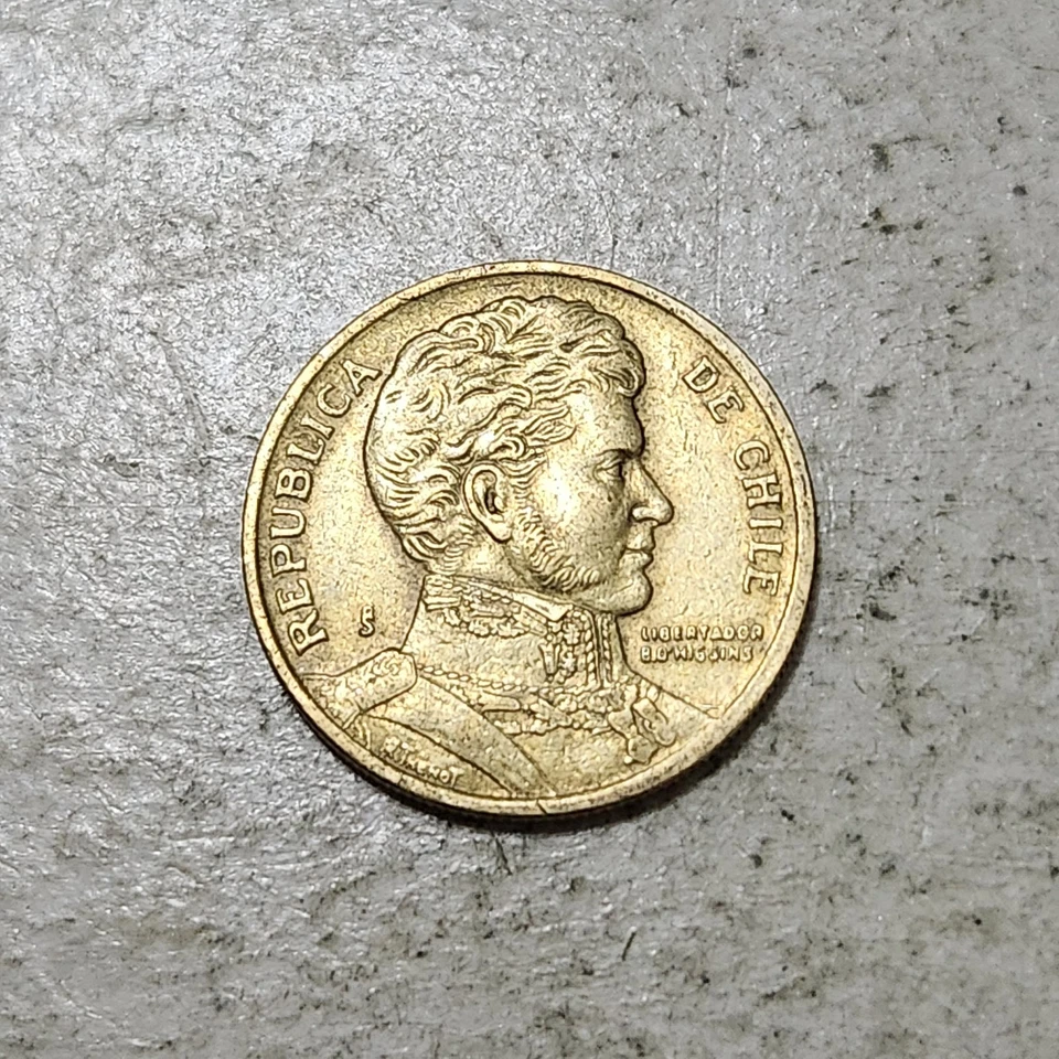 CHILE 🇨🇱 TEN (10) PESOS COIN 1996 - Image 1 of 2