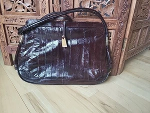 Borsa a tracolla in pelle di anguilla made in Korea bordeaux - Foto 1 di 16