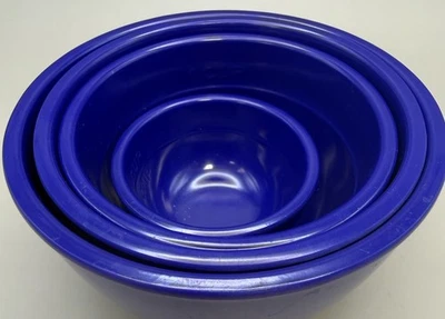 Sur La 桌蓝色嵌套碗 4 件套 - 轻便耐用 — 第 1/4 张图片