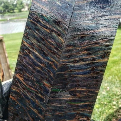 Escamas de madera exótica estabilizadas Space Cake Redwood. cuchillo artesanal en blanco 1911 Foto 1 de 2