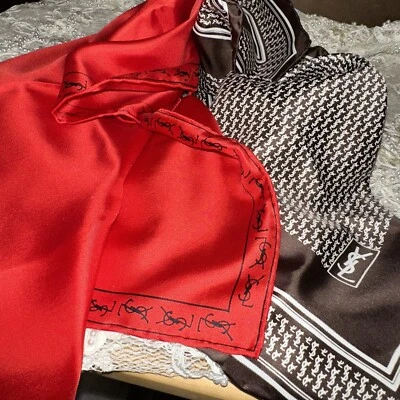Pañuelo cuadrado de bolsillo de seda con logotipo YSL de colección Yves Saint Laurent 18" lote 2 Foto 1 de 4