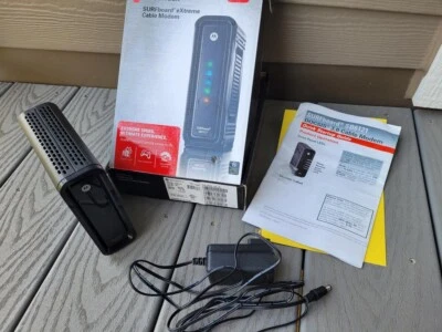 Motorola SURFboard eXtreme Cable Modem SB6121 DOCSIS 3.0 - Image 1 of 4