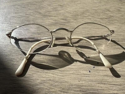 Gafas Essence Essence Essentials 2008 doradas/plateadas para mujer, media borde 48[]21 140 mm Foto 1 de 4