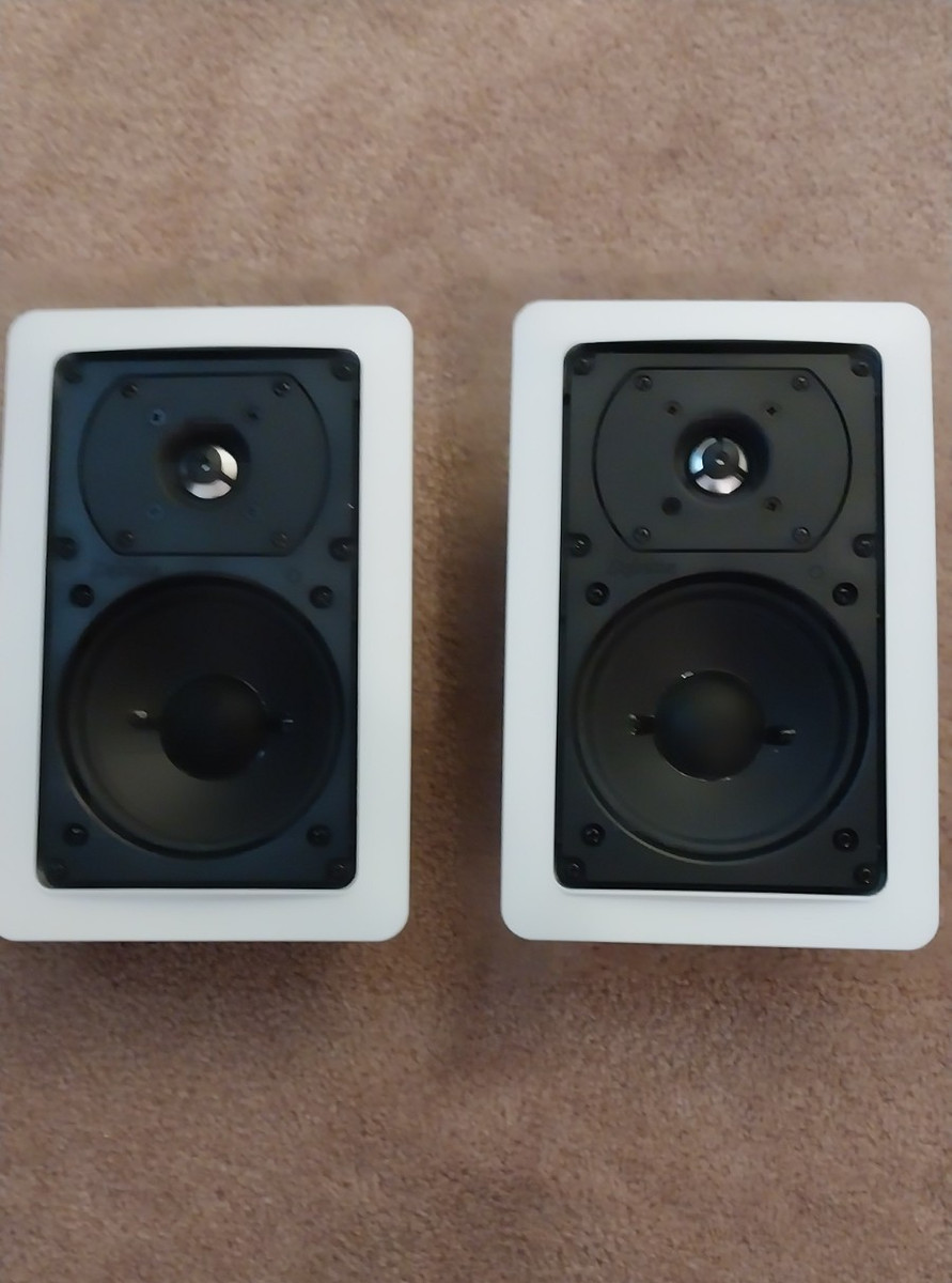 Definitive Technology Home Speakers and Subwoofers for sale Definitive Technology Home Speakers and Subwoofers for sale