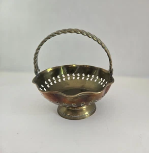 Vintage kleiner Messing Schmuckkorb mit Klappgriff Made in India - Bild 1 von 3