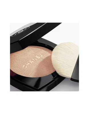 CHANEL POUDRE LUMIÈRE Illuminating Powder 10 IVORY GOLD Sheer Finish 8.5G - Image 1 of 3