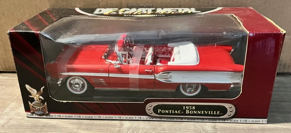 Pontiac Bonneville 1958 metal fundido a presión escala 1:18 edición de lujo Foto 1 de 1