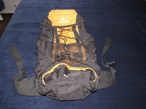 Teton Sport Scout 3400 Internal Frame W/Raincover 55L Hiking Backpacking Travel - Picture 1 of 11