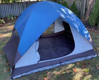 Alps Mountaineering Meramac 5 family size tent + water-resistant footprint - Image 1 of 4