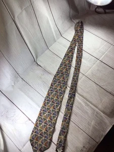 Gilda’s Club Vintage Designer 100% Silk Pattern Tie - Picture 1 of 11