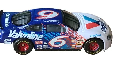 Racing Champions NASCAR Mark Martin Valvoline Ford Taurus #6 Race Car 1/64 Loose - Image 1 of 4