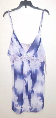 ¡Nuevo! Lencería de peluche para mujer Linea Donatella Chemise violeta floral XL Foto 1 de 4