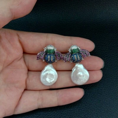 Pendientes moneda perla enchapados en oro blanco circonita cúbica de batalla Foto 1 de 4