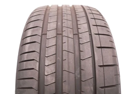 1 neumático usado 245 35 19 Pirelli P-Zero PZ4 PNCS 93Y 80% vida útil Foto 1 de 3