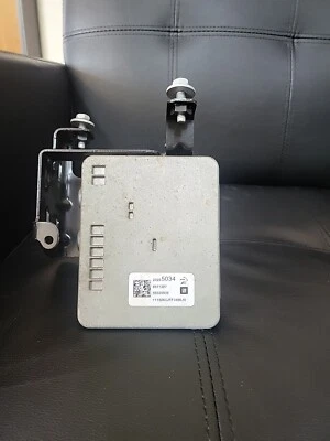 2015 GMC Yukon Denali 6.2L  ABS Antilock Brake pump module      23255029 - Image 1 of 4