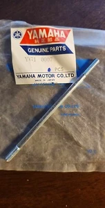 Yamaha YG1 0007 OEM Cylinder Stud  Fits Yamaha YG1 #YA5 - Picture 1 of 1