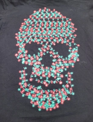 Camisa infantil M 7/8 preta LS verde e vermelha Natal luz em forma de caveira Halloween - Imagem 1 de 4