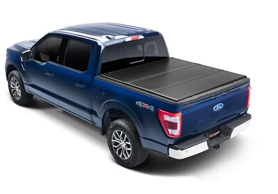 Cubierta UnderCover TR26029 UnderCover Triad Tonneau para F-150 F-150 Lightning Foto 1 de 4