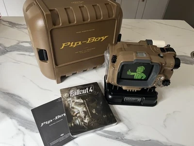 Fallout 4 - Pip-boy Model 3000 Mk IV - Xbox One Collectors Edition - With Game - Image 1 of 4