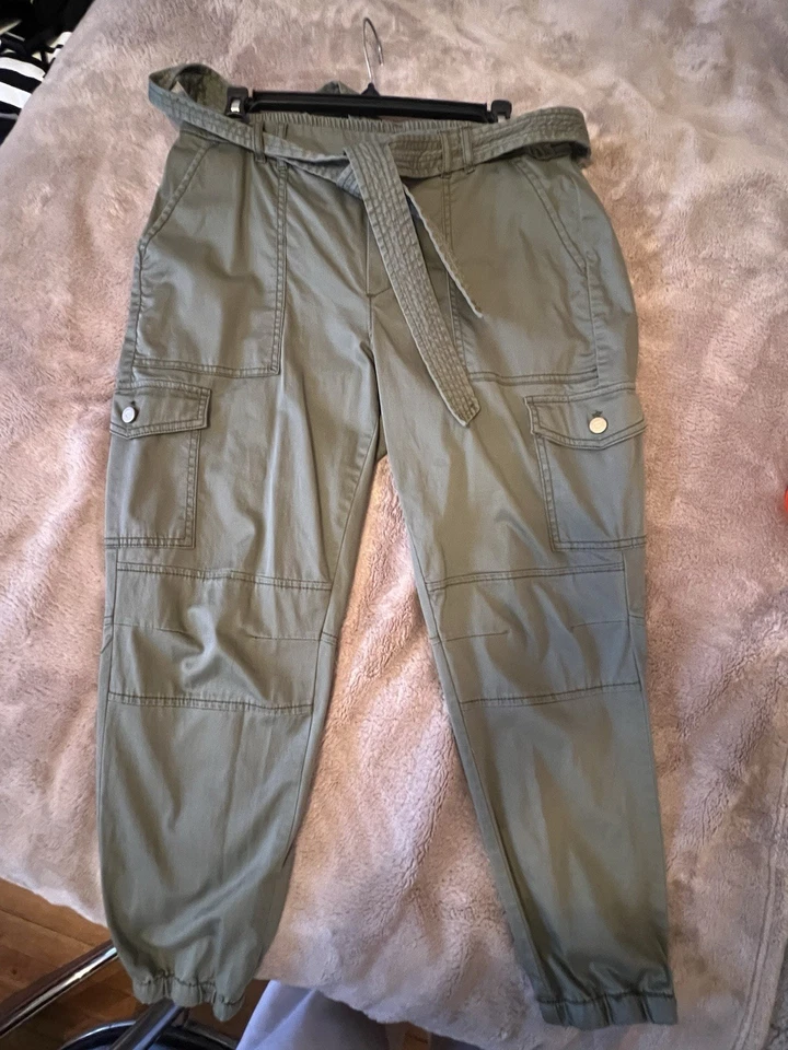 Pantalones de chándal de carga tejidos con cinturón del mercado negro de la Casa Blanca talla 10p verde militar Foto 1 de 3