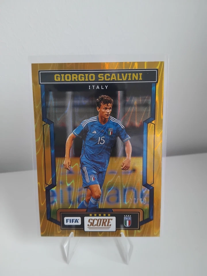 Panini score fifa soccer 2023-24 Giorgio Scalvini Gold swirl /10 - Image 1 of 3