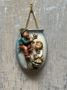 Goebel Hummel Wall Pocket Plaque – “Toot Sweet” 1958 TMK3 – West Germany – 5.5” - Picture 1 of 4