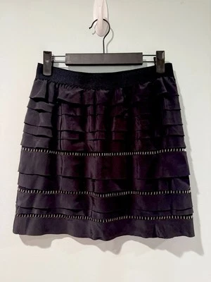 NUEVA MINIFALDA BCBGMaxazria seda gasa volantes para mujer XXS negra con cuentas caprichoso Foto 1 de 4
