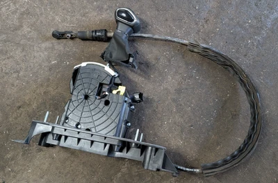 SKODA KAROQ AUTOMATIC GEAR SELECTOR WITH CABLE 5Q2713023BG 2017-20 2018 ** - Image 1 of 4