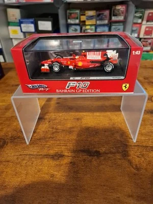 Ferrari F. Alonso Bahrain F1 GP Hot Wheels Racing T6289 F10 2010  Foto 1 de 4