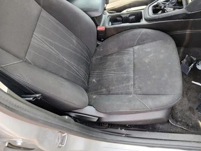 Used Front Right Seat Front fits: 2016 Ford Focus bucket air bag cloth manual w/ - Изображение 1 из 4