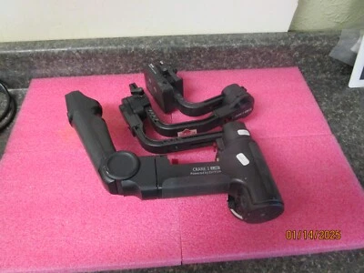 Zhiyun CRANE 3 LAB 3-Axis Handheld Gimbal Stabilizer Only - READ - Comes as Pict - Image 1 of 4