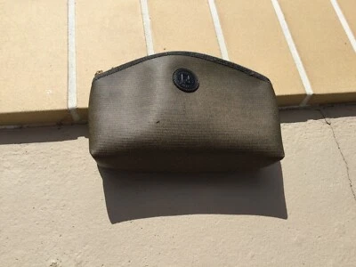 DE COLECCIÓN FENDI LOGOTIPO ESTAMPADO CUERO MARRÓN CREMALLERA SUPERIOR ESTUCHE COSMÉTICO HECHO EN ITALIA Foto 1 de 4