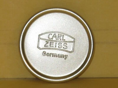 28mm Carl Zeiss Metal Lens Cap  Leica  #28 p-ntt - Image 1 of 3