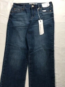 Pantalones de mezclilla Junior's nuevos con etiquetas rosa de pierna recta recortados talla 7/28 - Imagen 1 de 7