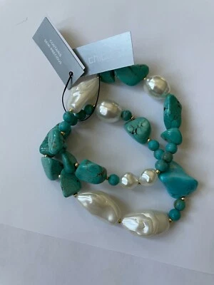 Pulsera elástica Chico's turquesa y perlas de agua dulce doble hilo venta al por menor $45. Foto 1 de 4