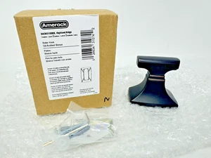 Gancho de bata individual con perilla Amerock Highland Ridge en bronce frotado con aceite BH360100RB - Imagen 1 de 5