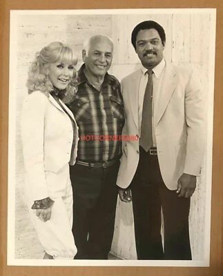 BARBARA EDEN REGGIE JACKSON ALLEN FUNT 1981 NBC ORIGINAL 8X10 PRESS PHOTO - Image 1 of 2