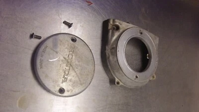 1971 Honda SL 100  Stator Cover   G2-7 - Imagem 1 de 4